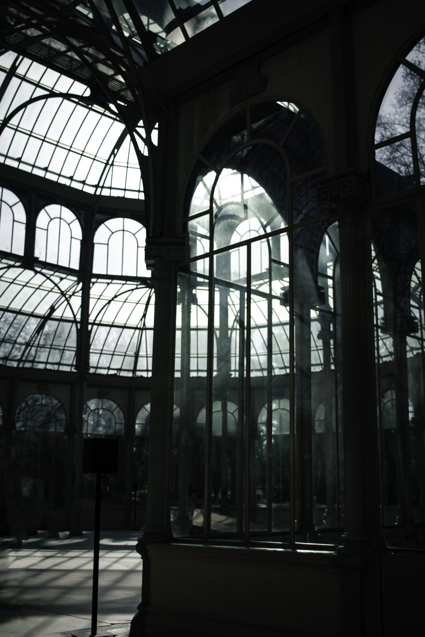 Interior del Palacio de Cristal, en el retiro Madrid