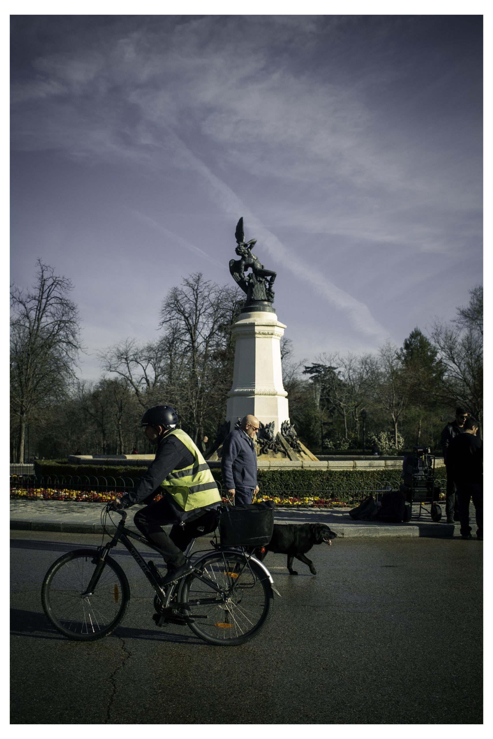 Fotografía del Angel Caído en el Retiro, Madrid